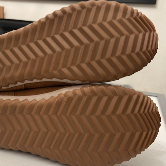 SOREL OUT N ABOUT MOCCASIN SLIP ON WOMENS SIZE 9.5 - Picture 13 of 16